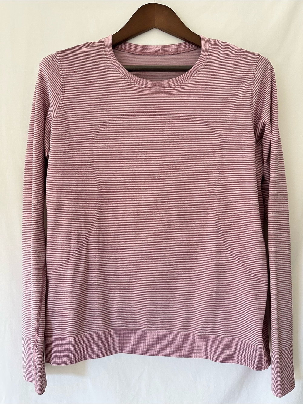 Like New Lululemon Swiftly Long Sleeve Size 10 - Picture 1 of 6